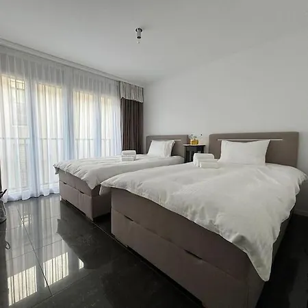 Center Park 아파트