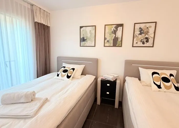 Center Park 아파트